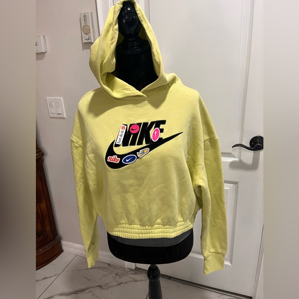 Nike
Sportswear Icon Hoody
Women - Lime, Black